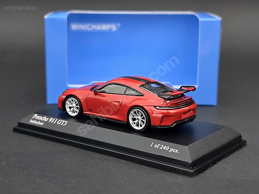 Minichamps Diecast Model 1:64 Porsche Araba - 1326814033