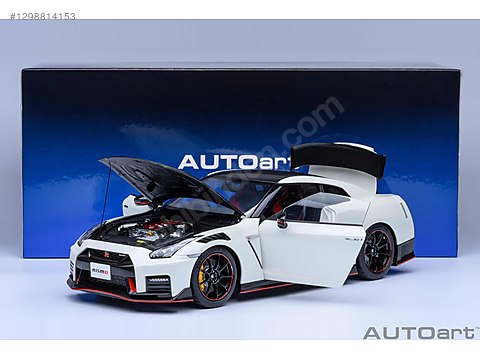 Autoart Diecast Model 1:18 Nissan Araba - 1298814153