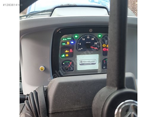 Machinery / Agricultural Machines / Tractors / New Holland / TD90D