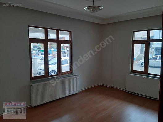 Esentepe Mah 3 1 Giris Kat Merkezi Konumda Aileye Kiralik Daire Kiralik Daire Ilanlari Sahibinden Com Da 970814273