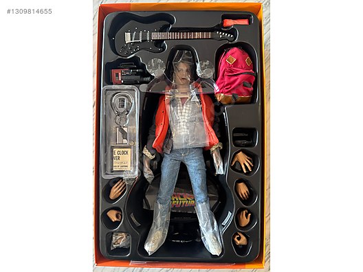 HOT TOYS MARTY MCFLY SPECIAL EDITION BACK TO THE FUTURE SIDESHOW