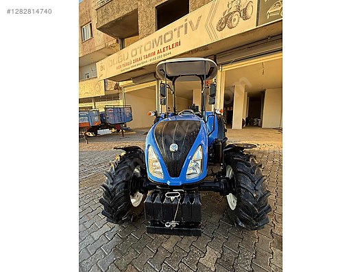 Machinery / Agricultural Machines / Tractors / New Holland / T3.70S