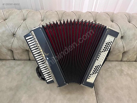Used & Brand New Items / Music / Musical Instruments / Keyboard Instruments / Accordion