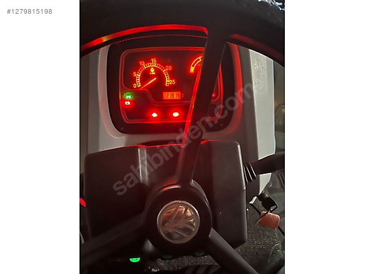 Machinery / Agricultural Machines / Tractors / New Holland / TT4.55