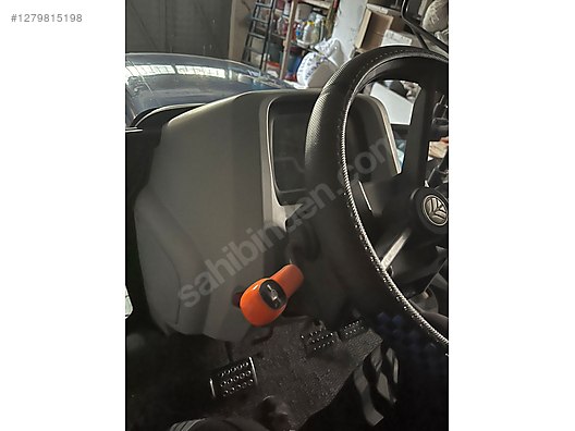 Machinery / Agricultural Machines / Tractors / New Holland / TT4.55