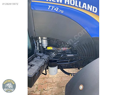 Machinery / Agricultural Machines / Tractors / New Holland / TT4.75
