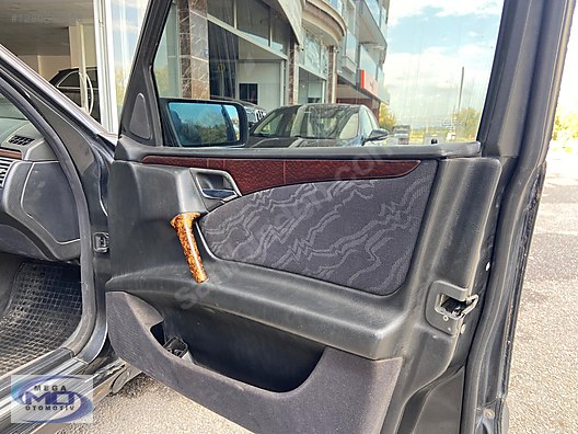 Vasıta / Otomobil / Mercedes-Benz / E Serisi / E 200 / Classic