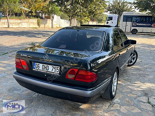 Vasıta / Otomobil / Mercedes-Benz / E Serisi / E 200 / Classic