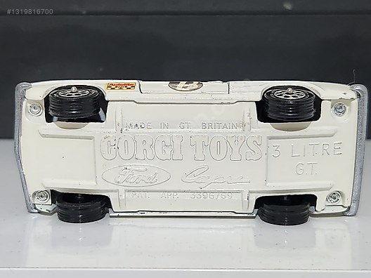 Corgi Diecast Model 1:43 Ford Araba - 1319816700