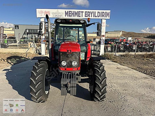 Machinery / Agricultural Machines / Tractors / Massey Ferguson / 5445