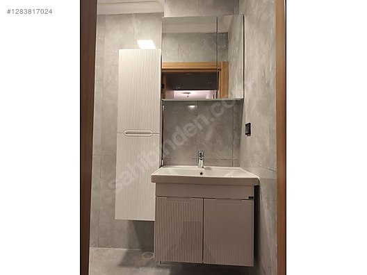 Used & Brand New Items / Garden & Home Improvement / Home Improvement / Bathroom & Kitchen / Bathroom Cabinets