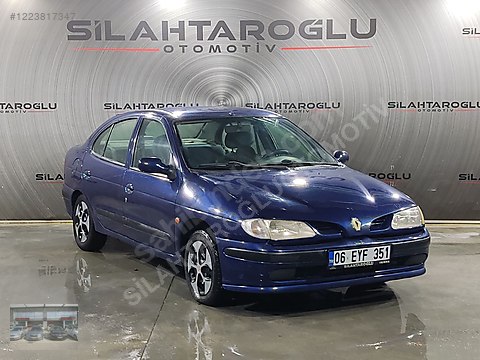 1999 RENAULT Megane Sedan 1.6 RNA