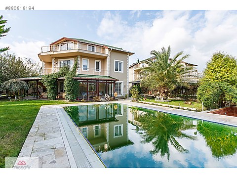 Emlak Ofisinden 5 1 250 M Gunluk Kiralik Villa 1 750 Tl Ye Sahibinden Com Da 880818194