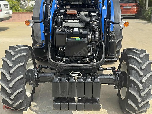 İş Makineleri & Sanayi / Tarım Makineleri / Traktör / New Holland / T3.75B