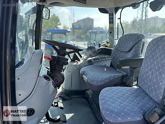 Machinery / Agricultural Machines / Tractors / New Holland / TR6.120