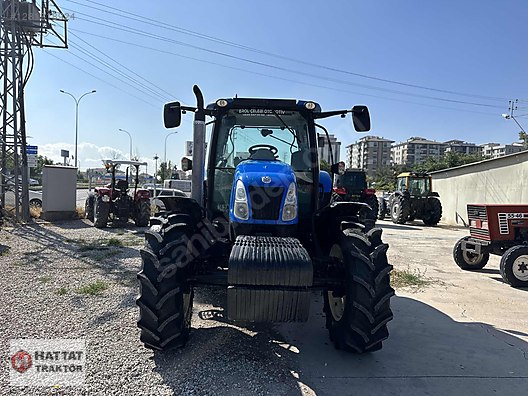 Machinery / Agricultural Machines / Tractors / New Holland / TR6.120