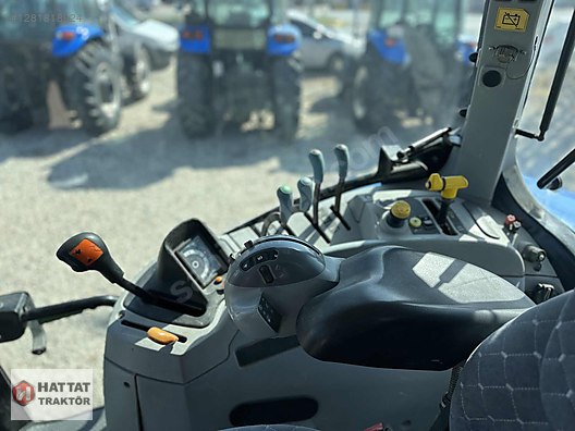 Machinery / Agricultural Machines / Tractors / New Holland / TR6.120