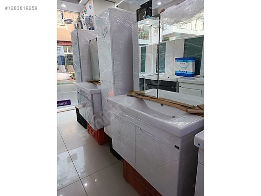 Used & Brand New Items / Garden & Home Improvement / Home Improvement / Bathroom & Kitchen / Bathroom Cabinets