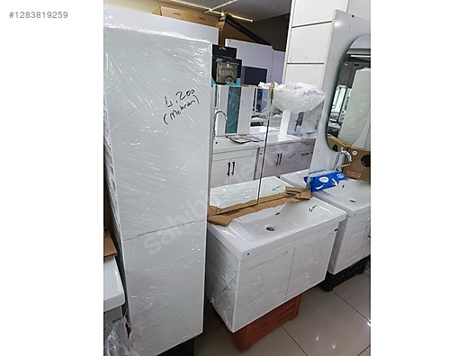 Used & Brand New Items / Garden & Home Improvement / Home Improvement / Bathroom & Kitchen / Bathroom Cabinets