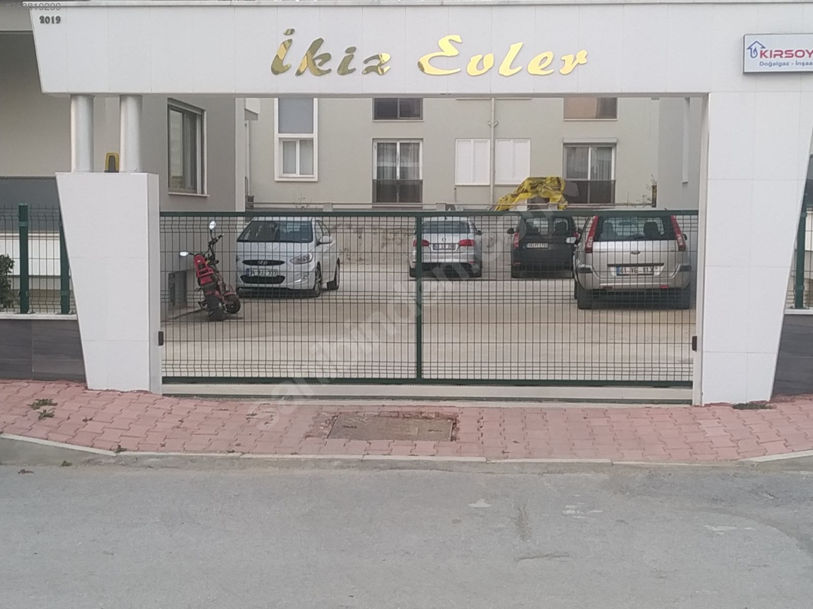 Ödemiş S.Demirel İKİZ EVLER sitesi A PLUS dubleks daire satılık