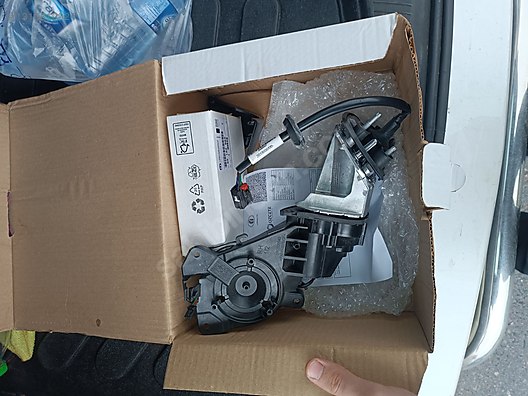 Cars & SUVs / Hatches & Bodywork / 42644150 Opel Mokka x sağ dikiz