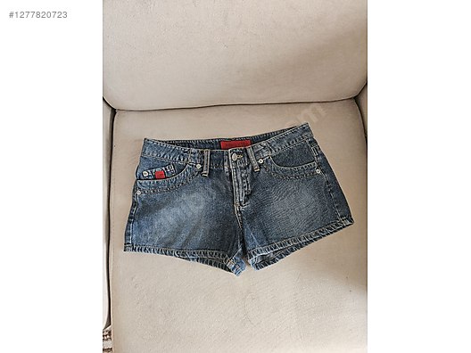 İkinci El ve Sıfır Alışveriş / Giyim & Aksesuar / Kadın / Giyim / Şort