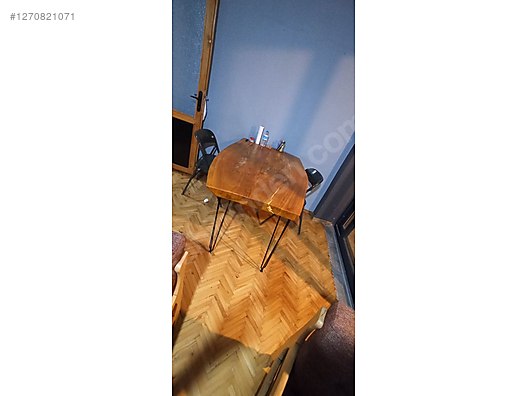 Used & Brand New Items / Home Decor / Furniture / Dining Room / Tables