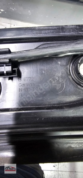 BMW 3 Serisi Ön Cam Izgarası