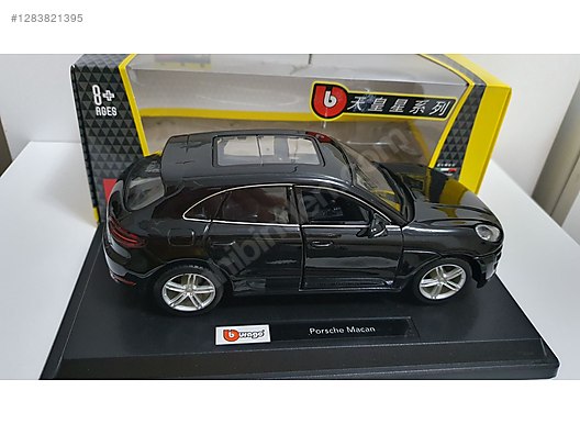 Burago Diecast Model 1:24 Porsche Araba