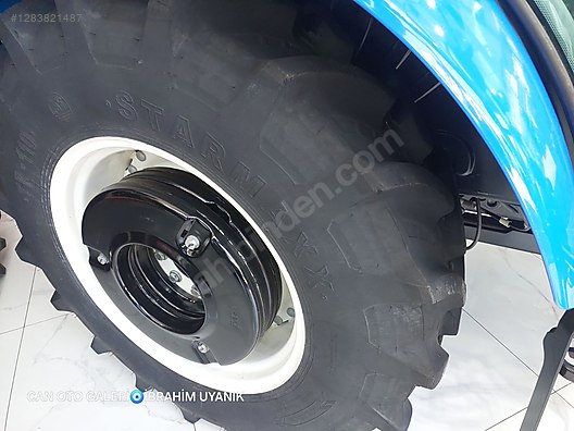 Machinery / Agricultural Machines / Tractors / New Holland / T4.50S