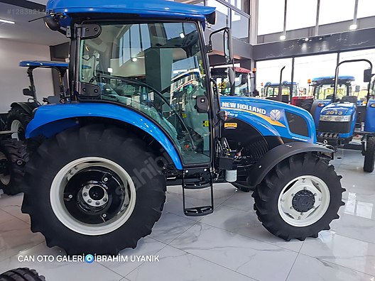 Machinery / Agricultural Machines / Tractors / New Holland / T4.50S