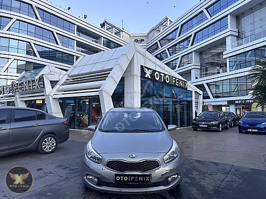OTOFENİX 2013 KIA CEED 1.6 CRDI CONCEPT BI-XENON CRUISE