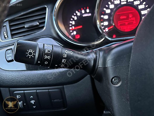 OTOFENİX 2013 KIA CEED 1.6 CRDI CONCEPT BI-XENON CRUISE