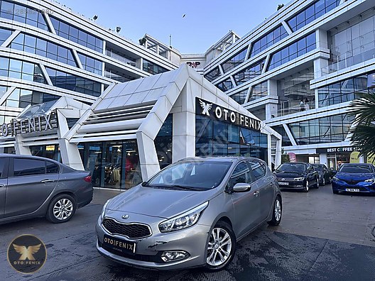 OTOFENİX 2013 KIA CEED 1.6 CRDI CONCEPT BI-XENON CRUISE