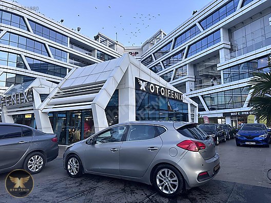 OTOFENİX 2013 KIA CEED 1.6 CRDI CONCEPT BI-XENON CRUISE
