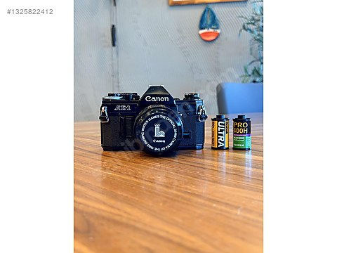 35 mm SLR / Canon / Canon AE-1 Black + Canon FD 50mm f/1.4 on