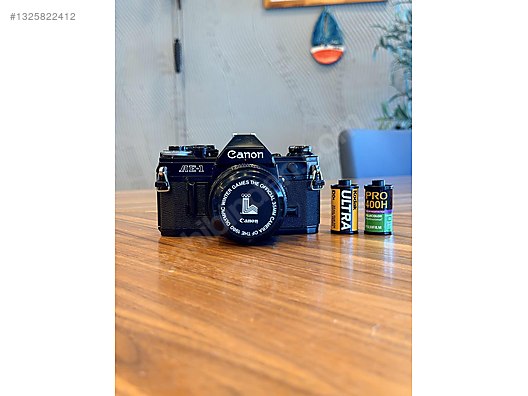 35 mm SLR / Canon / Canon AE-1 Black + Canon FD 50mm f/1.4 on