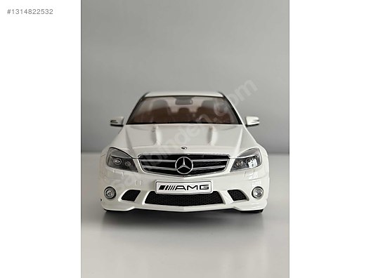 ミニカー AUTOart Mercedes-Benz C63 AMG 1/18 Autoart Diecast Model 1:18 Mercedes Benz Araba - 1314822532