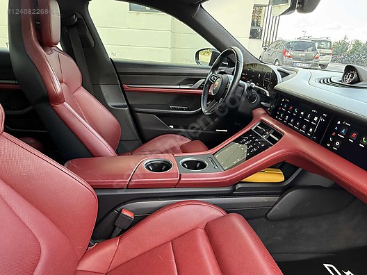 Vasıta / Otomobil / Porsche / Taycan / Turbo S