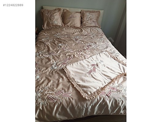 Used & Brand New Items / Home Decor / Home Textiles / Bedspread