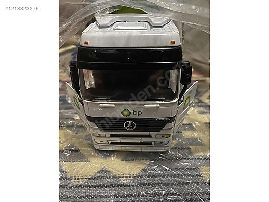 Diecast Model 1:32 Mercedes - Benz Çekici (TIR) Çeşitleri