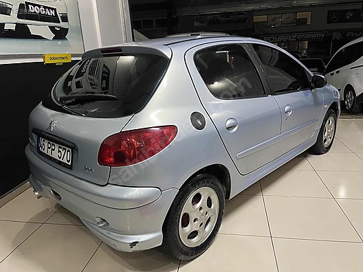 Peugeot / 206 / 1.4 / Look / 2004 model 260 binde tavan hariç boyalı ...