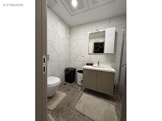 İkinci El ve Sıfır Alışveriş / Bahçe & Yapı Market / Yapı Malzemeleri / Banyo & Mutfak / Banyo Dolabı