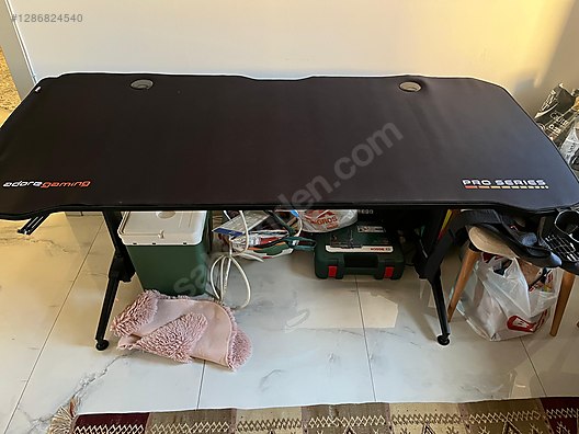 Used & Brand New Items / Gaming & Gamers Exclusive / Gaming Equipment / Gaming Desk