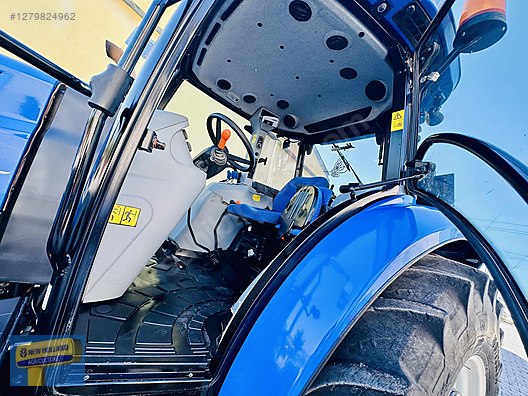 Machinery / Agricultural Machines / Tractors / New Holland / TD5.110