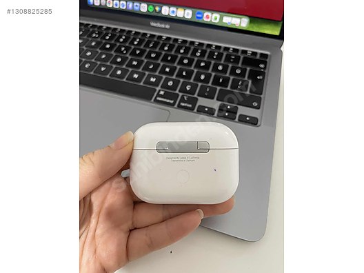 Orijinal Apple AirPods Pro (2. nesil) (A2698) Temiz & Sorunsuz