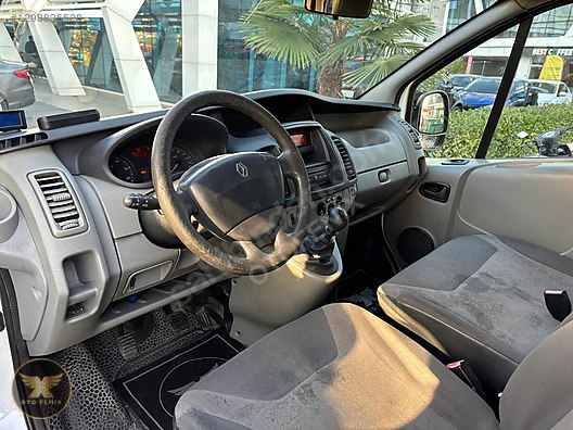 OTOFENİX 2011 RENAULT TRAFIC MULTIX 2.0 5+1 115 HP 454.228KM