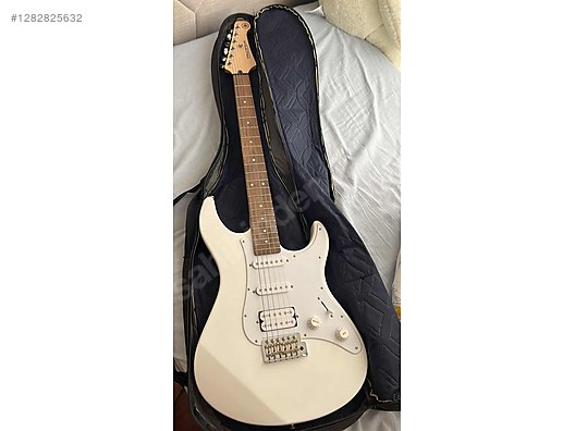 İkinci El ve Sıfır Alışveriş / Müzik / Müzik Aletleri / Telli Çalgılar / Gitar / Elektro