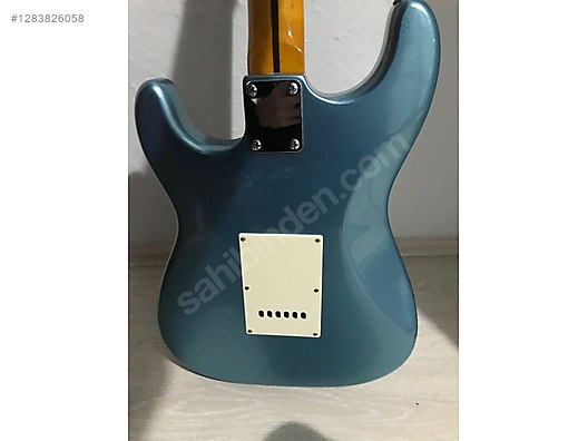 İkinci El ve Sıfır Alışveriş / Müzik / Müzik Aletleri / Telli Çalgılar / Gitar / Elektro