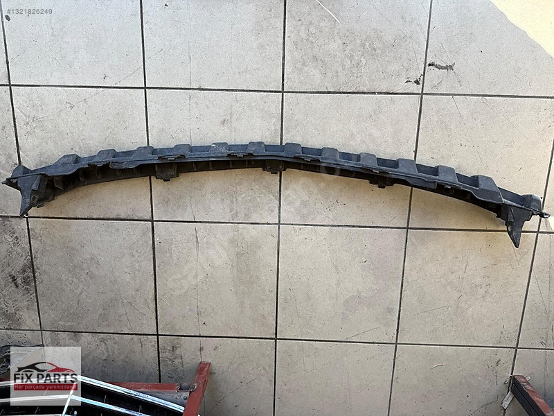 Mercedes C Tampon Tutacağı